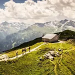 Alpen The View